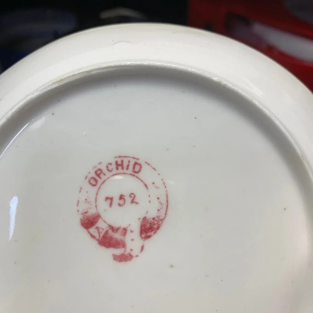 Antique Red Floral‎ Tea Cups and Saucers Set of 4 Orchid China Vintage